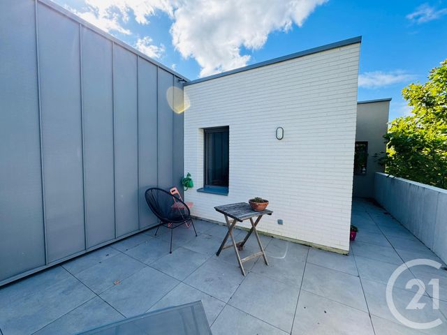 Appartement F2 à louer - 2 pièces - 49.7 m2 - METZ - 57 - LORRAINE - Century 21 Immo Val